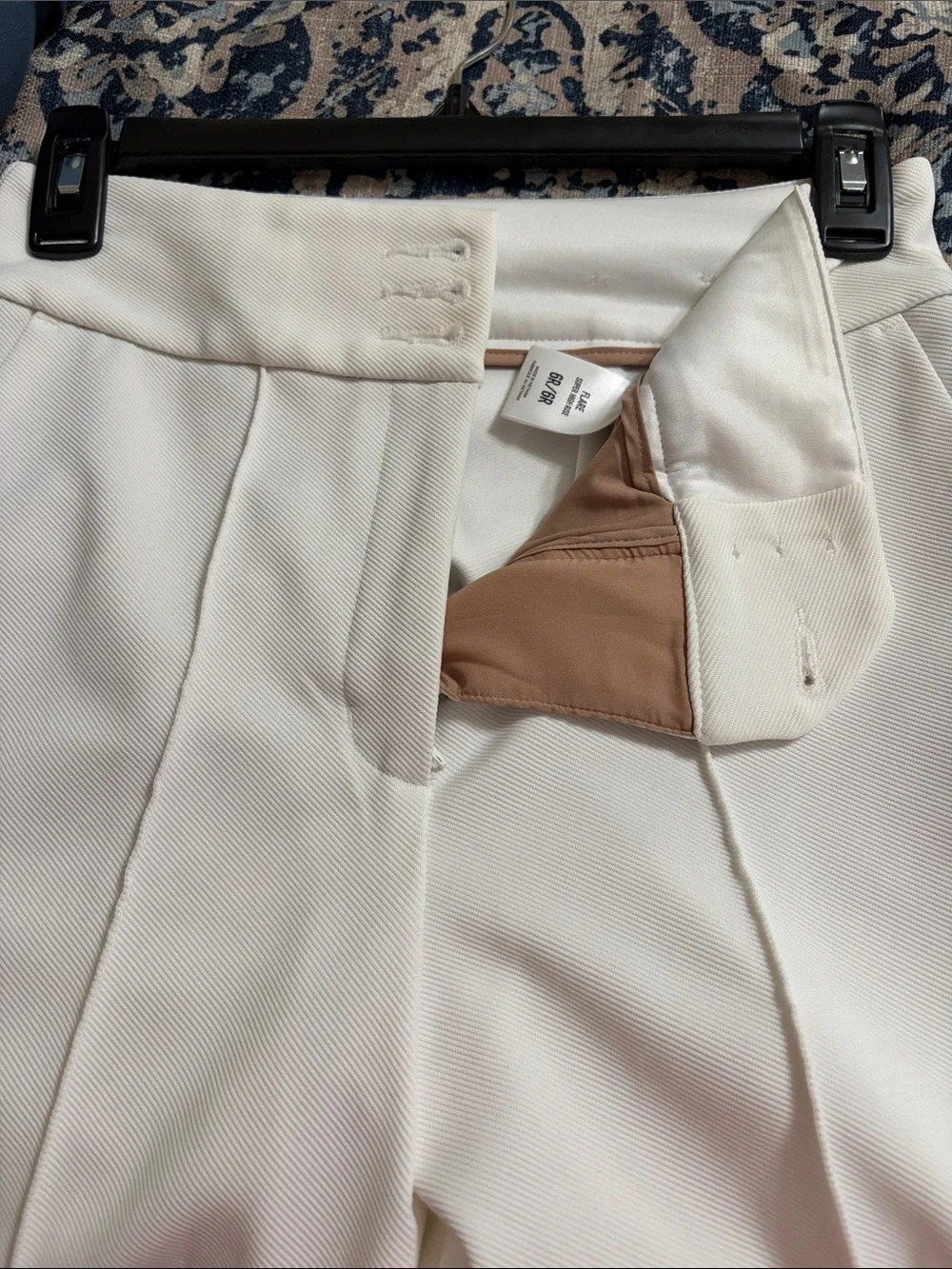 Express Cream High-Waist Wide-Leg Pants with Gold Button Detail - Picture 4 of 6